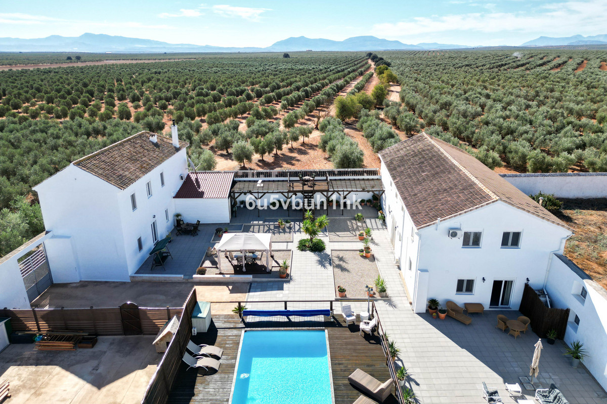 Huis te koop in Antequera | 7 slaapkamers H5115139