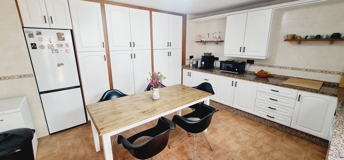 Huis te koop in Antequera | 8 slaapkamers H5394214