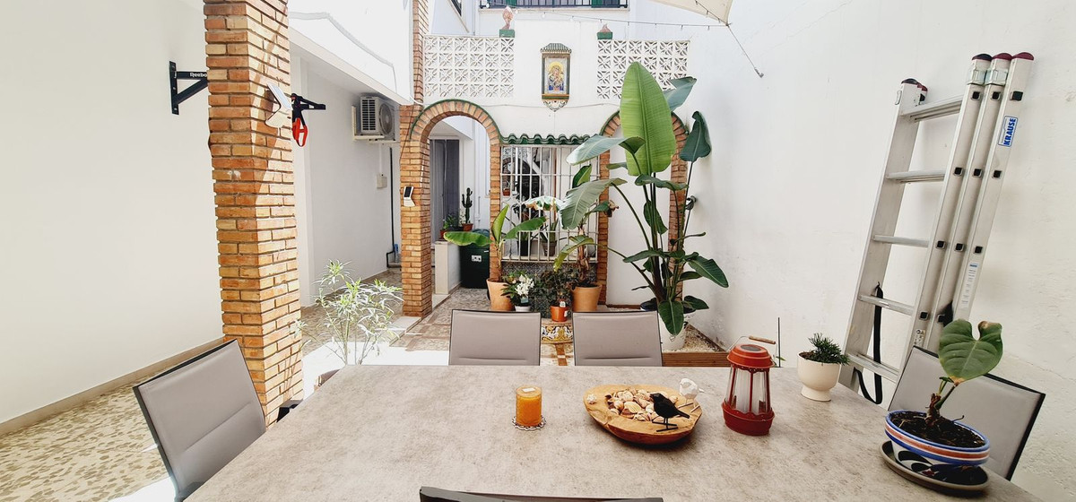 Huis te koop in Antequera | 8 slaapkamers H5394214