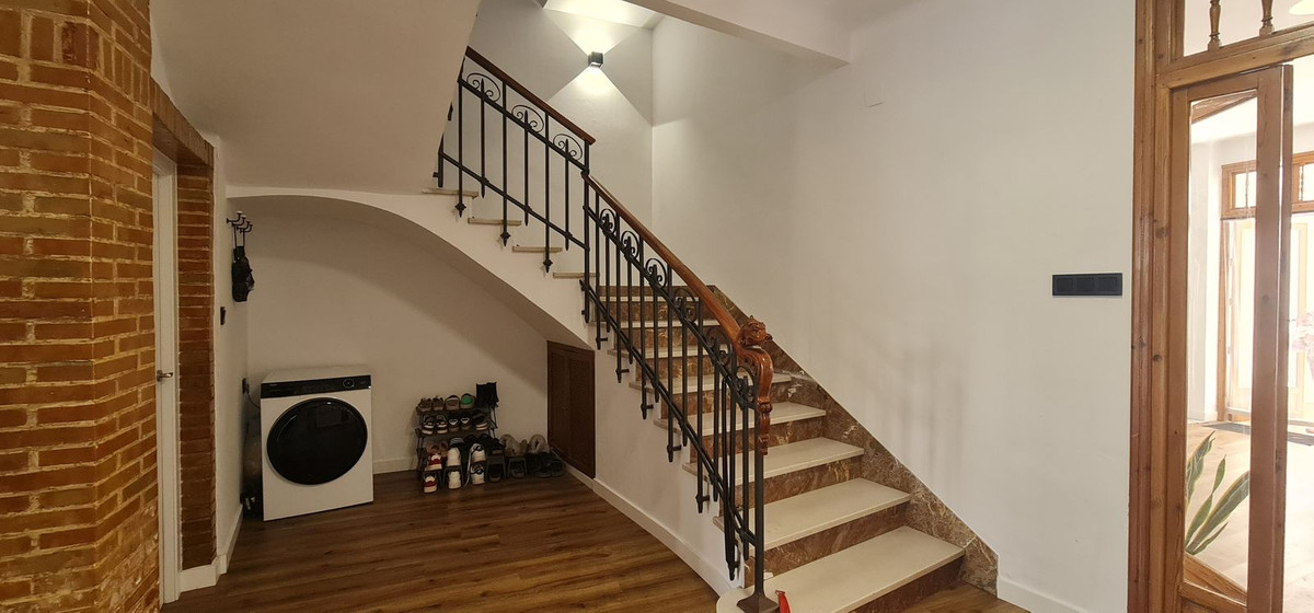 Huis te koop in Antequera | 8 slaapkamers H5394214