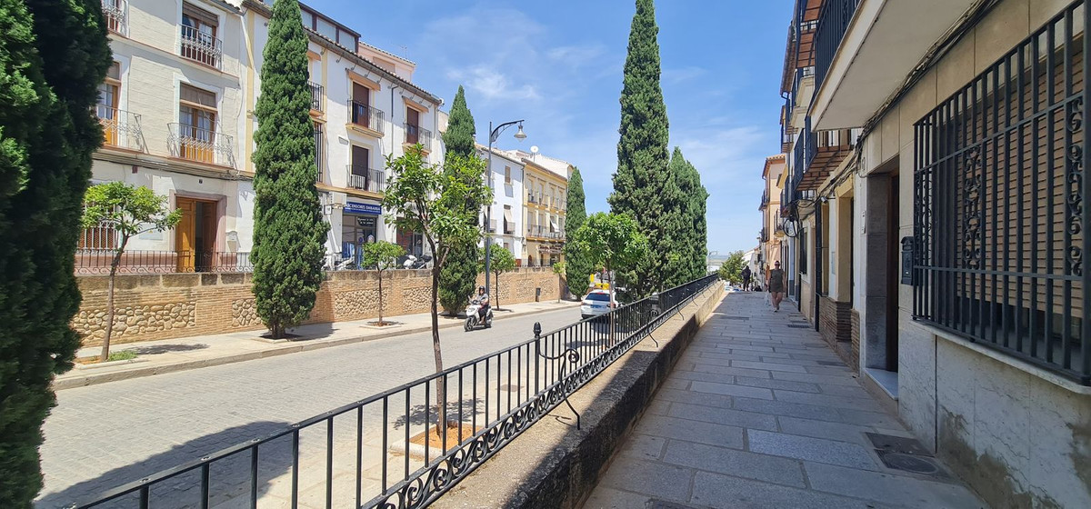 Huis te koop in Antequera | 8 slaapkamers H5394214