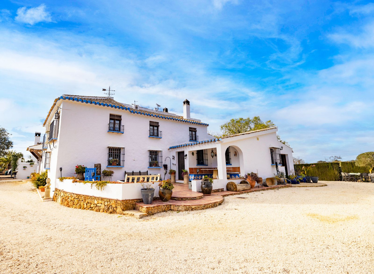 Finca - Cortijo in Archidona-3