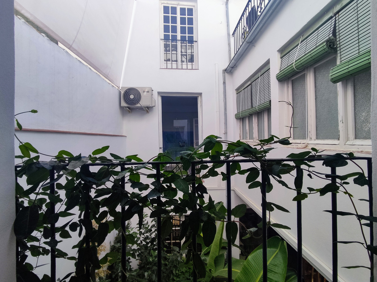 Detached Villa te koop in Archidona | 8 slaapkamers H5004874