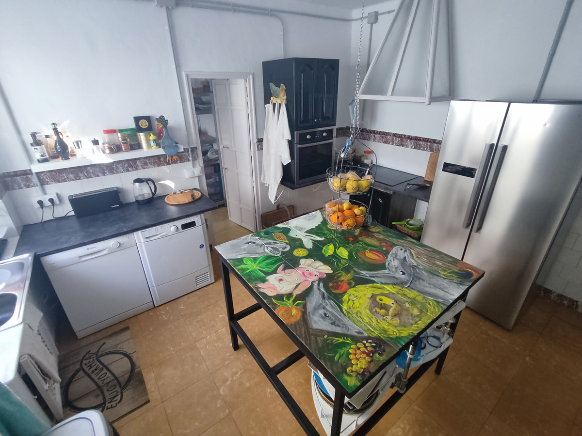 Detached Villa te koop in Archidona | 8 slaapkamers H5004874