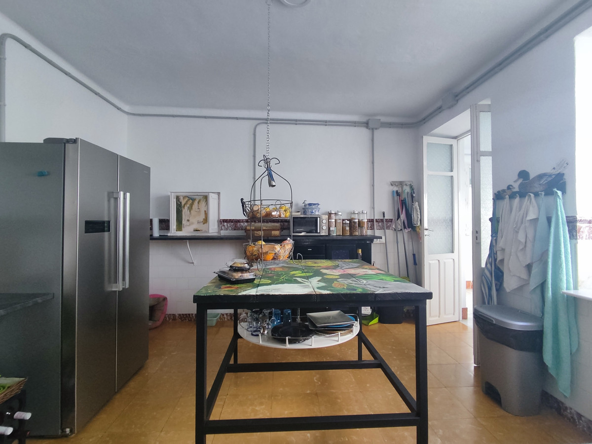 Detached Villa te koop in Archidona | 8 slaapkamers H5004874