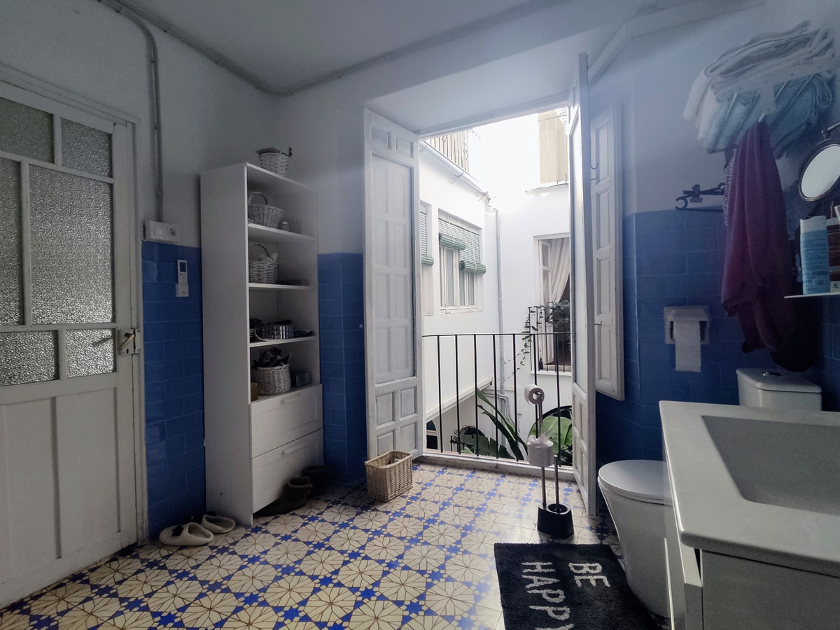 Detached Villa te koop in Archidona | 8 slaapkamers H5004874
