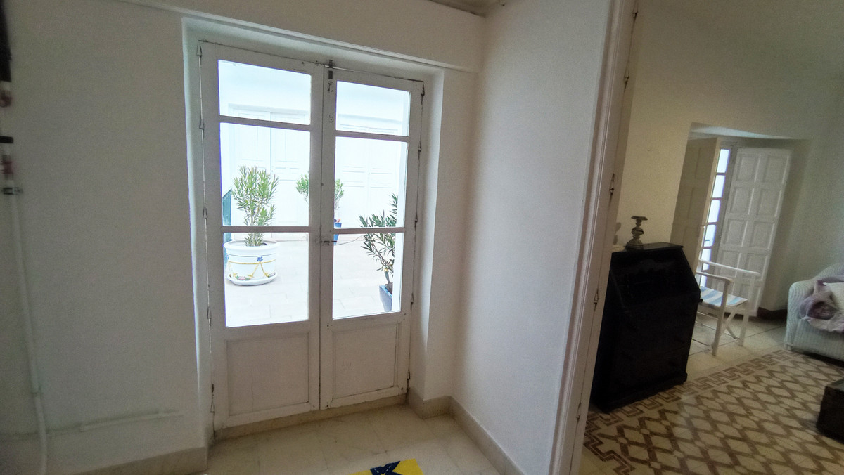 Detached Villa te koop in Archidona | 8 slaapkamers H5004874