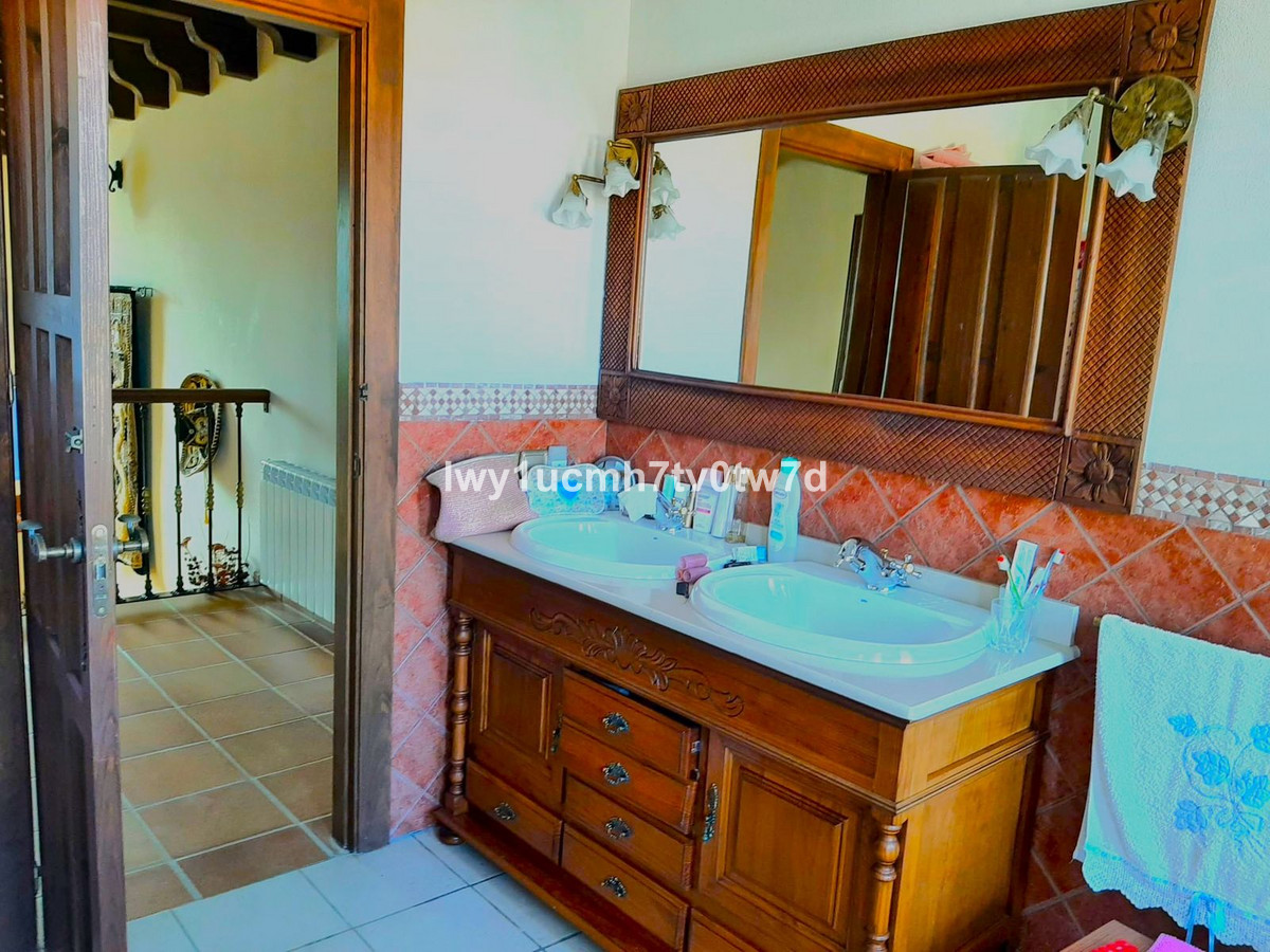 House te koop in Archidona | 4 slaapkamers H5037040