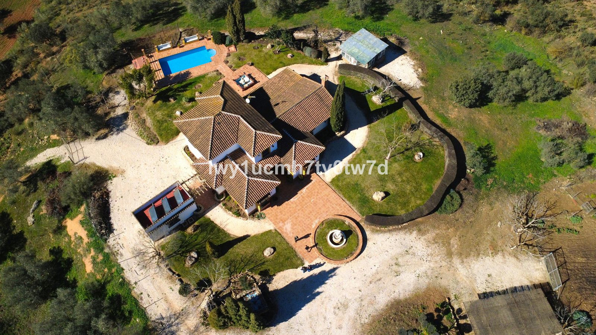 House te koop in Archidona | 4 slaapkamers H5037040