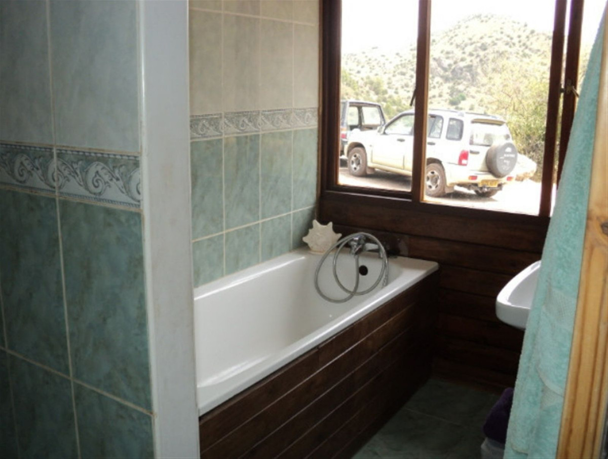 Houten Huis te koop in Ardales | 3 slaapkamers H4958572