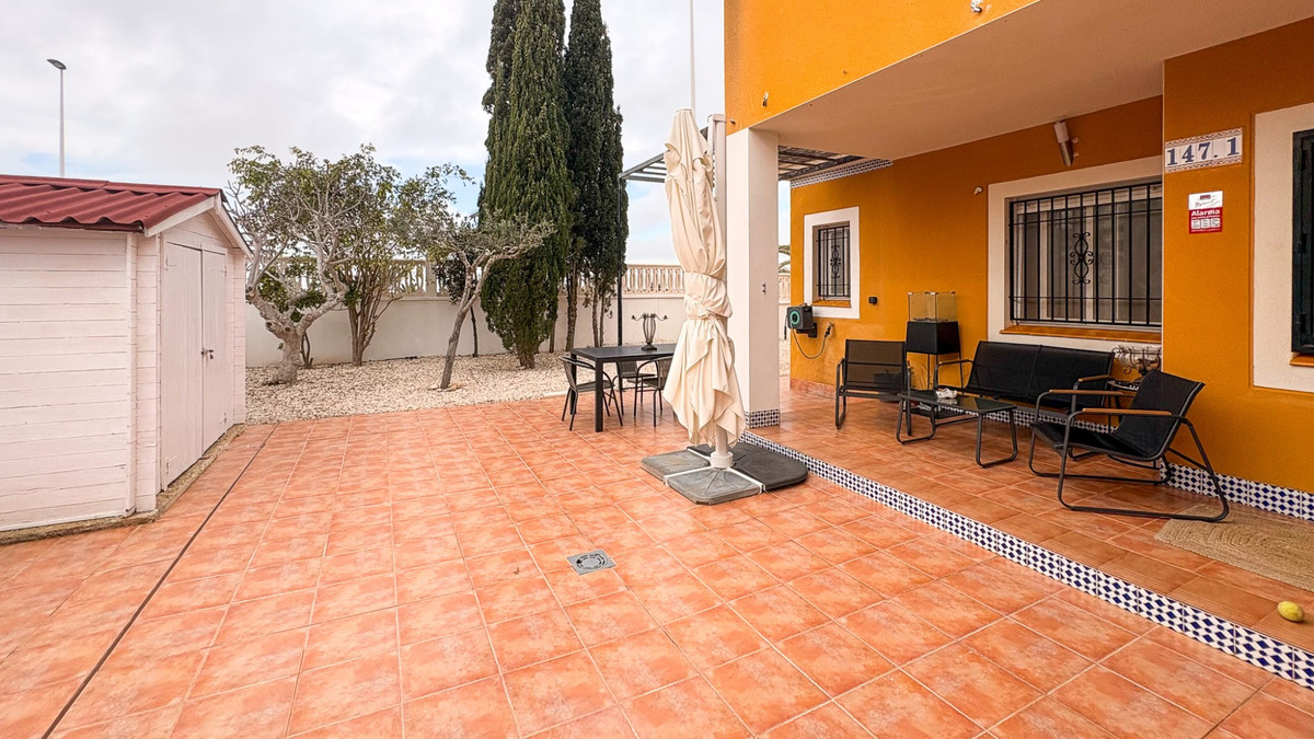 Huis te koop in Arenales del Sol | 3 slaapkamers H5303056