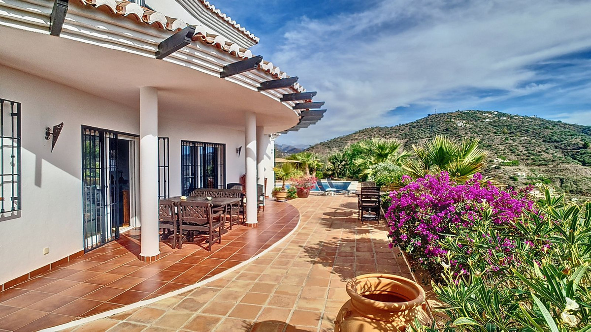 Property main view 47