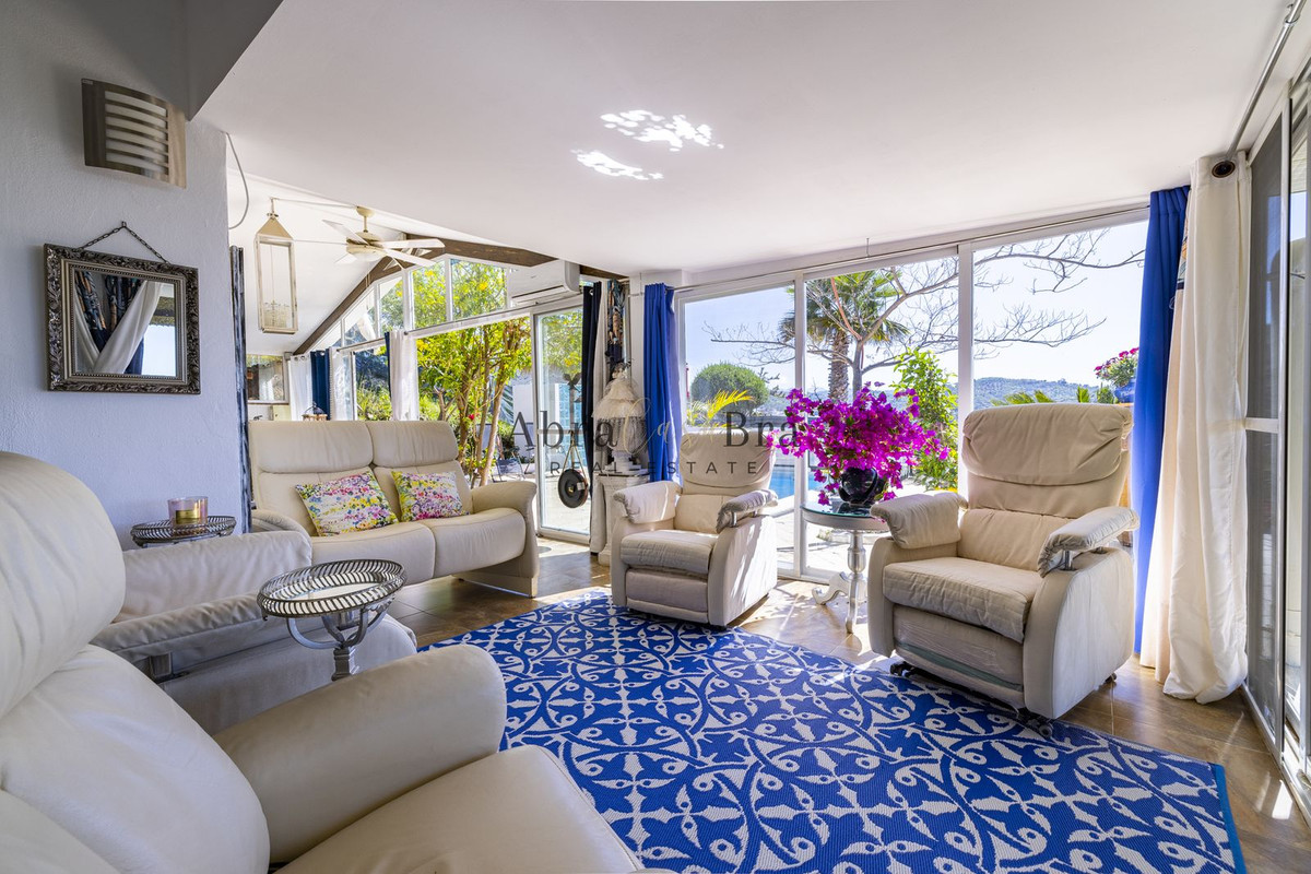 Detached Villa te koop in Arenas | 3 slaapkamers H4773952