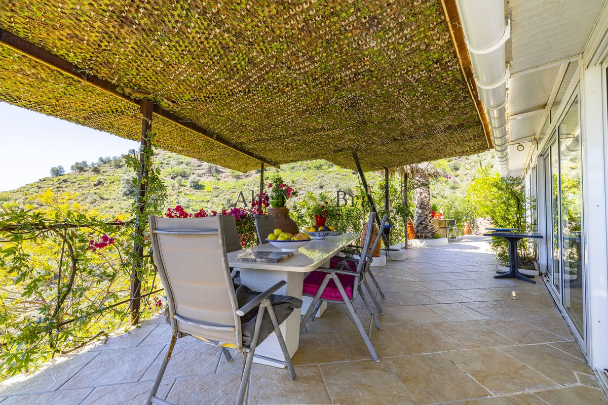 Detached Villa te koop in Arenas | 3 slaapkamers H4773952