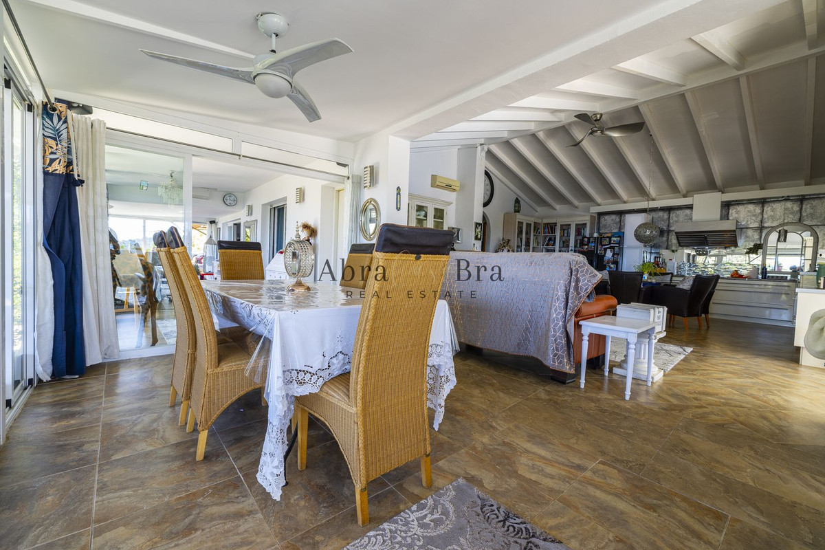 Detached Villa te koop in Arenas | 3 slaapkamers H4773952