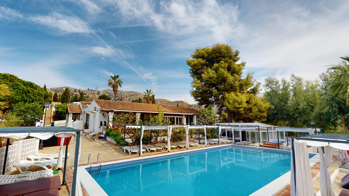 Huis te koop in Arenas | 20 slaapkamers H4894507