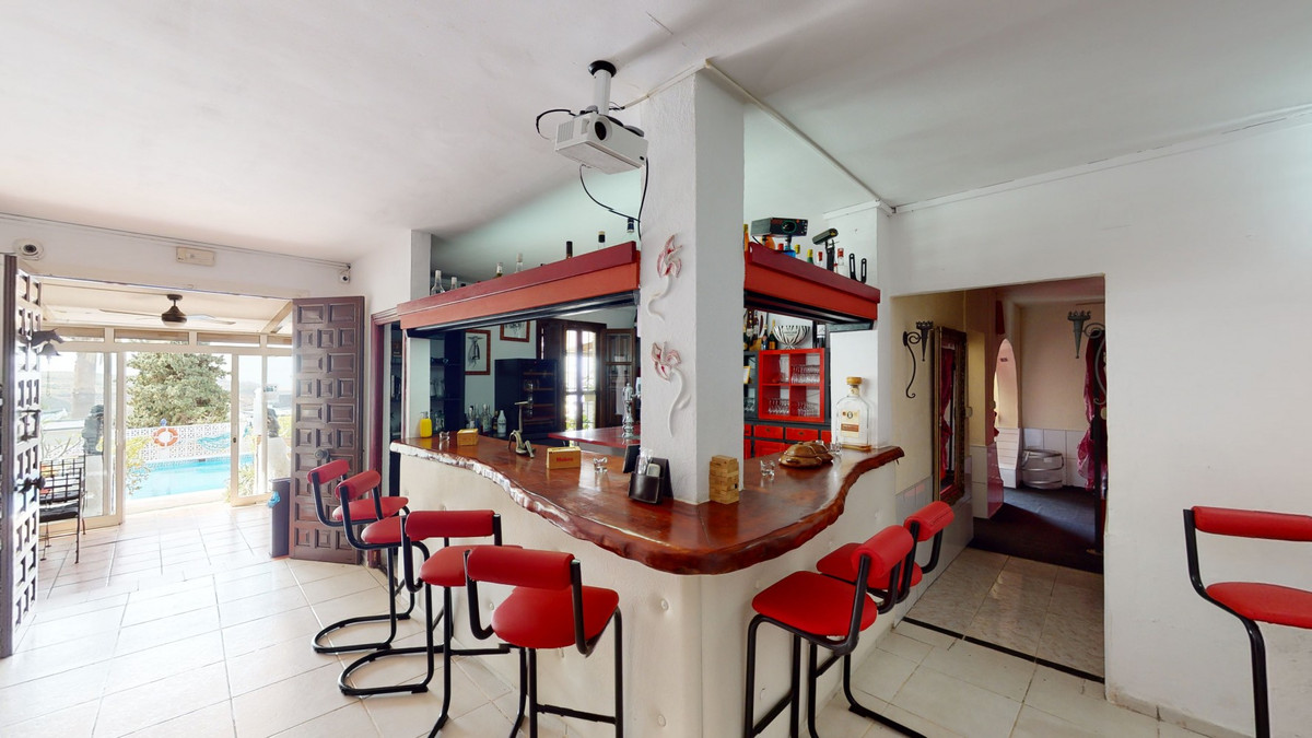 Huis te koop in Arenas | 20 slaapkamers H4894507