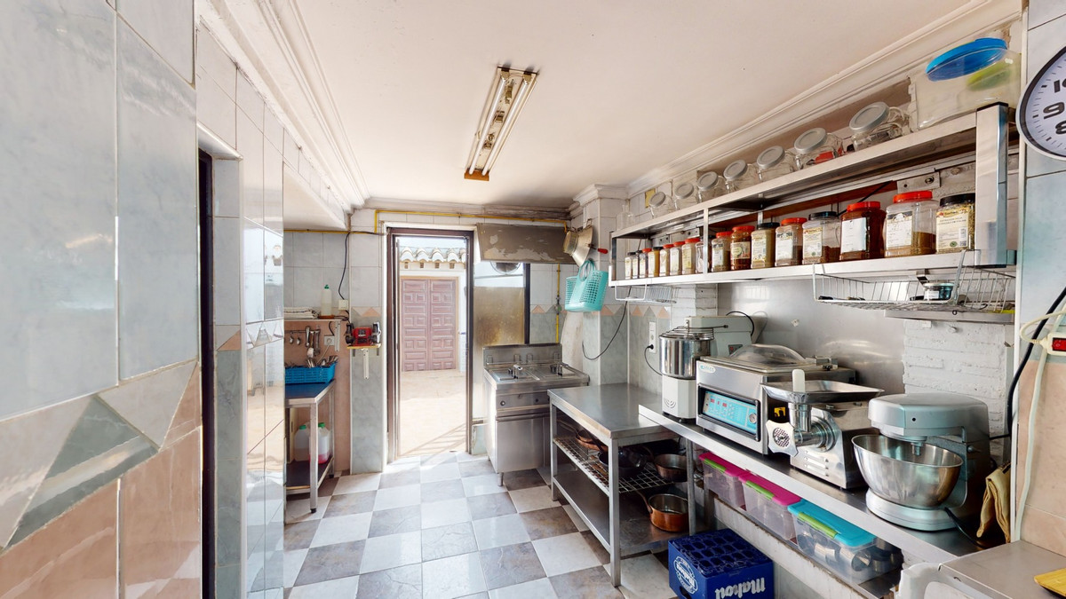 Huis te koop in Arenas | 20 slaapkamers H4894507