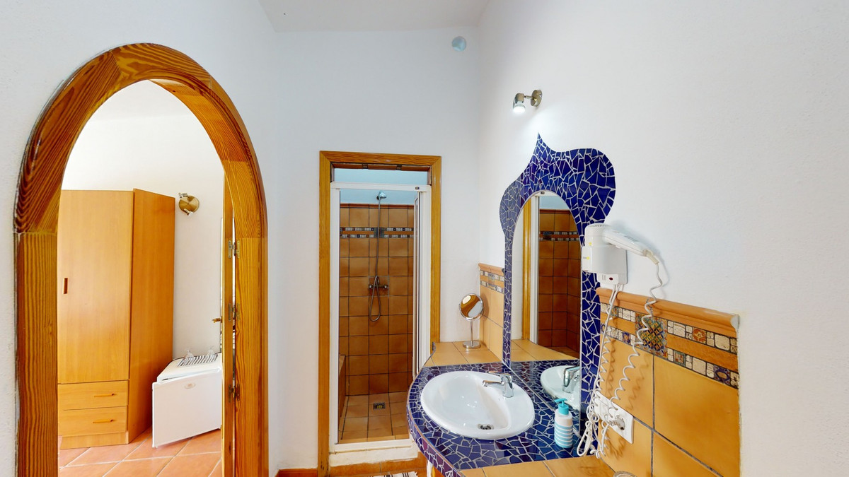 Huis te koop in Arenas | 20 slaapkamers H4894507