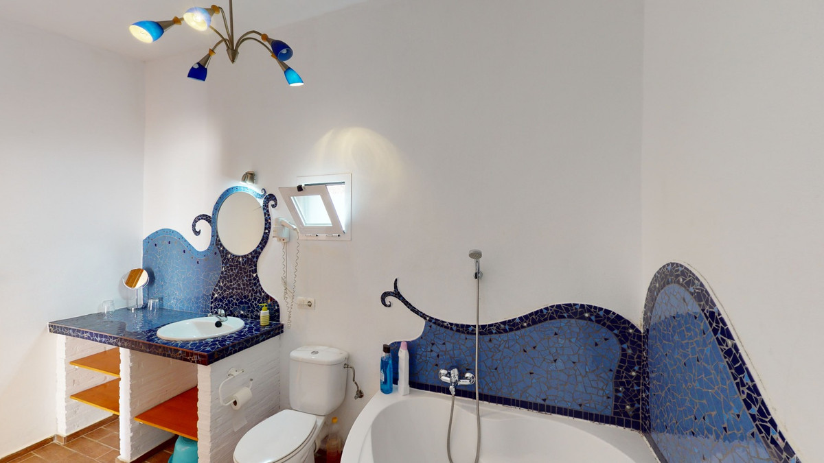 Huis te koop in Arenas | 20 slaapkamers H4894507