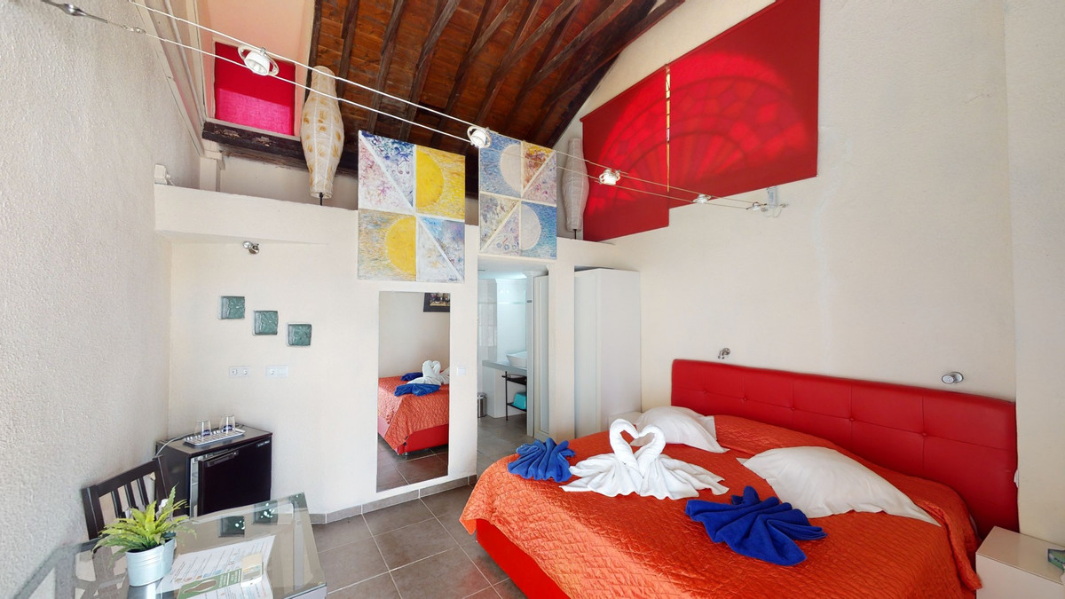 Huis te koop in Arenas | 20 slaapkamers H4894507