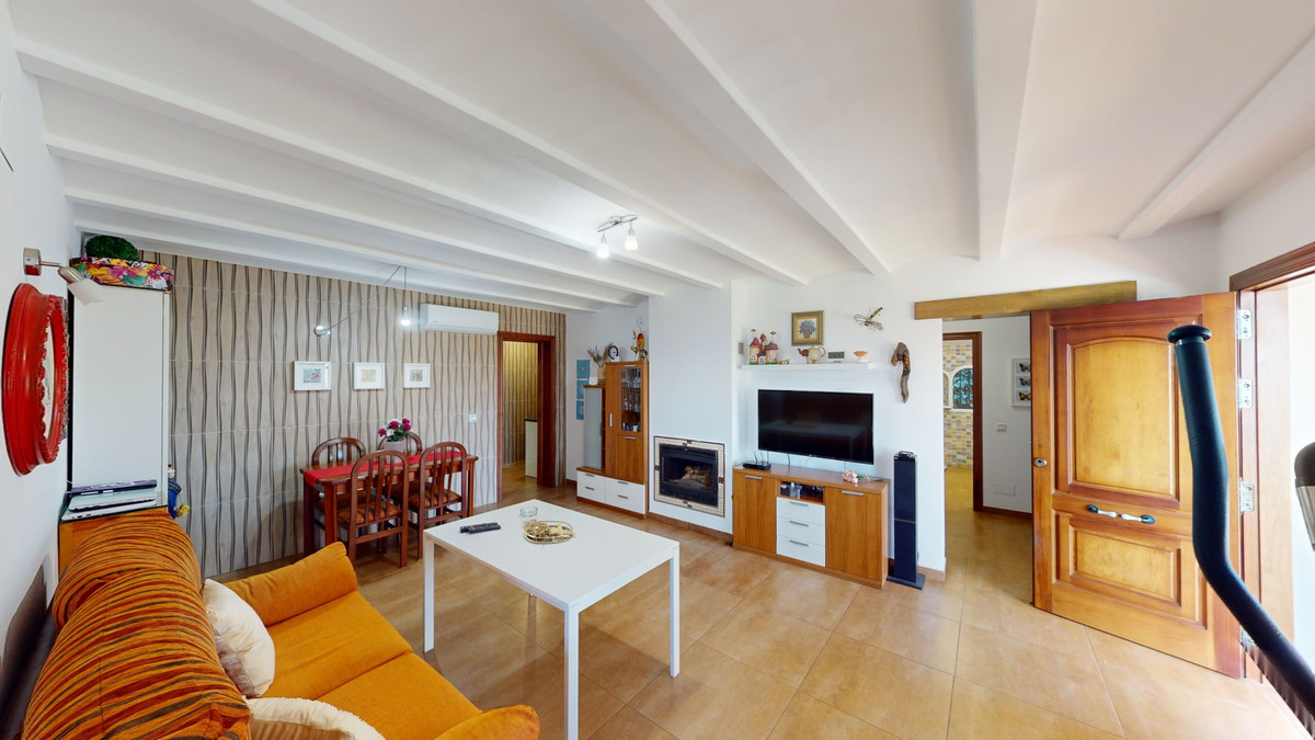 Vrijstaande Villa in Arenas-12