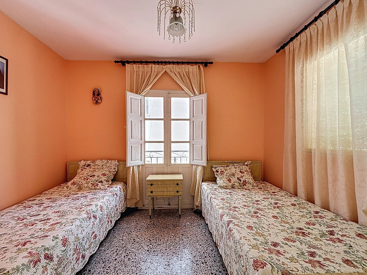 House te koop in Arenas | 6 slaapkamers H5047786
