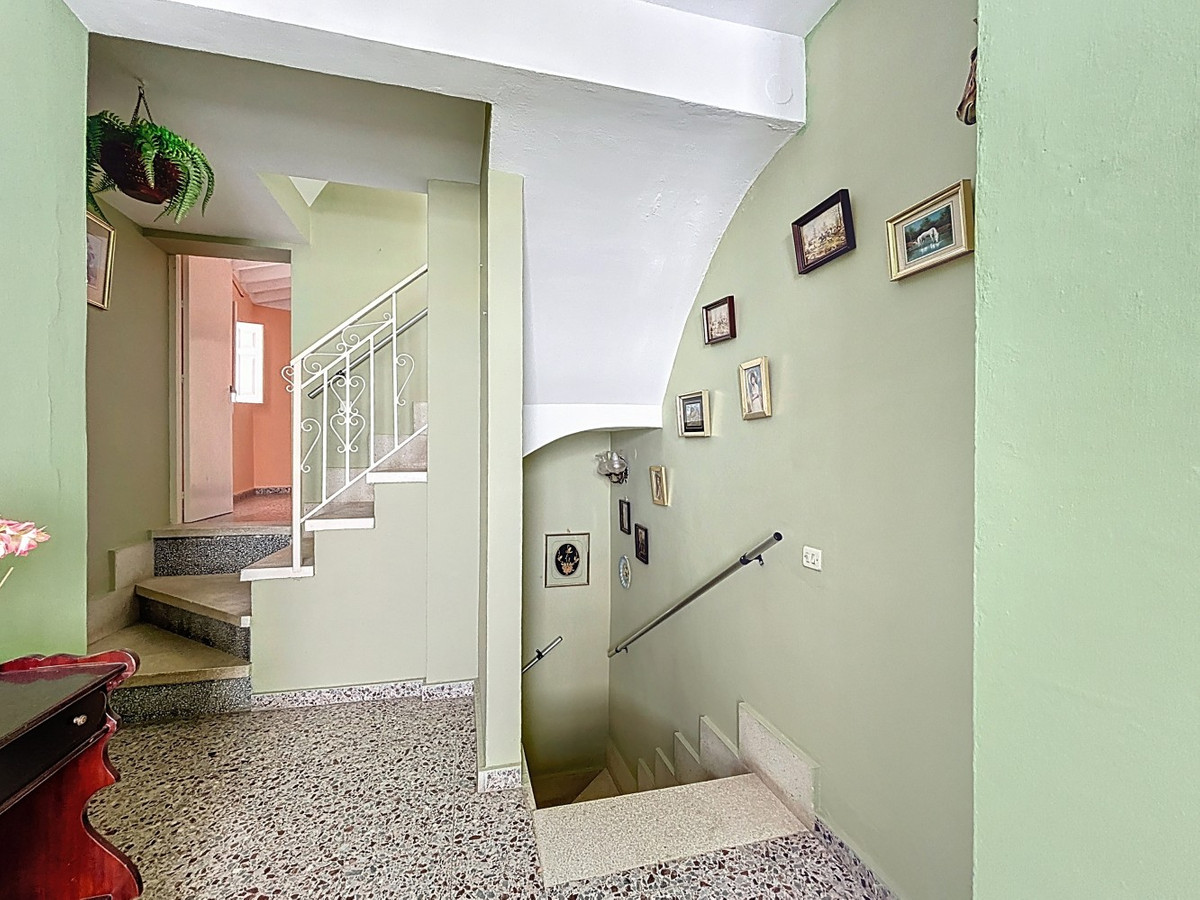 House te koop in Arenas | 6 slaapkamers H5047786