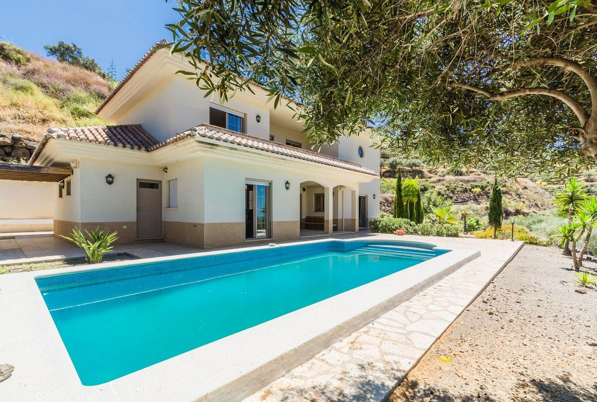 Vrijstaande Villa te koop in Arenas | 4 slaapkamers H5105368