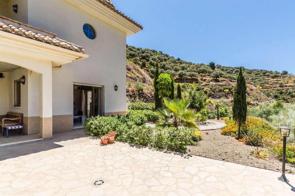 Vrijstaande Villa te koop in Arenas | 4 slaapkamers H5105368