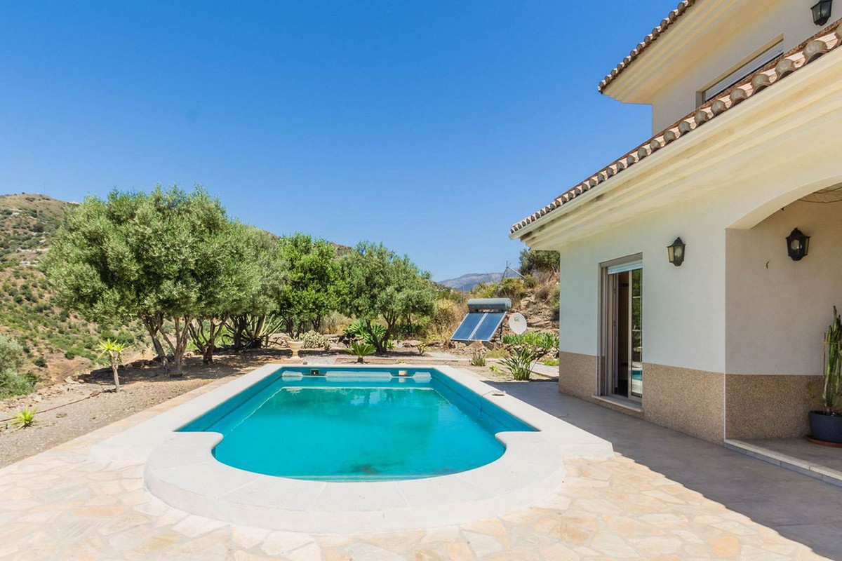 Vrijstaande Villa te koop in Arenas | 4 slaapkamers H5105368
