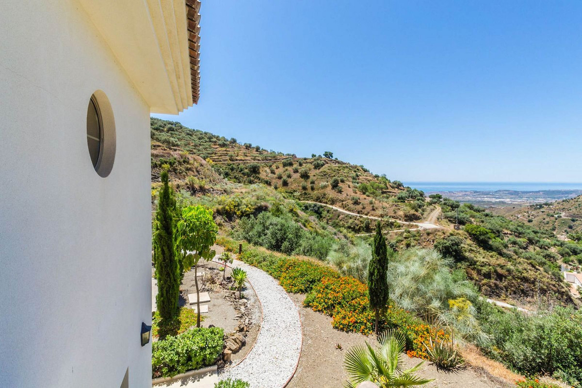 Vrijstaande Villa te koop in Arenas | 4 slaapkamers H5105368