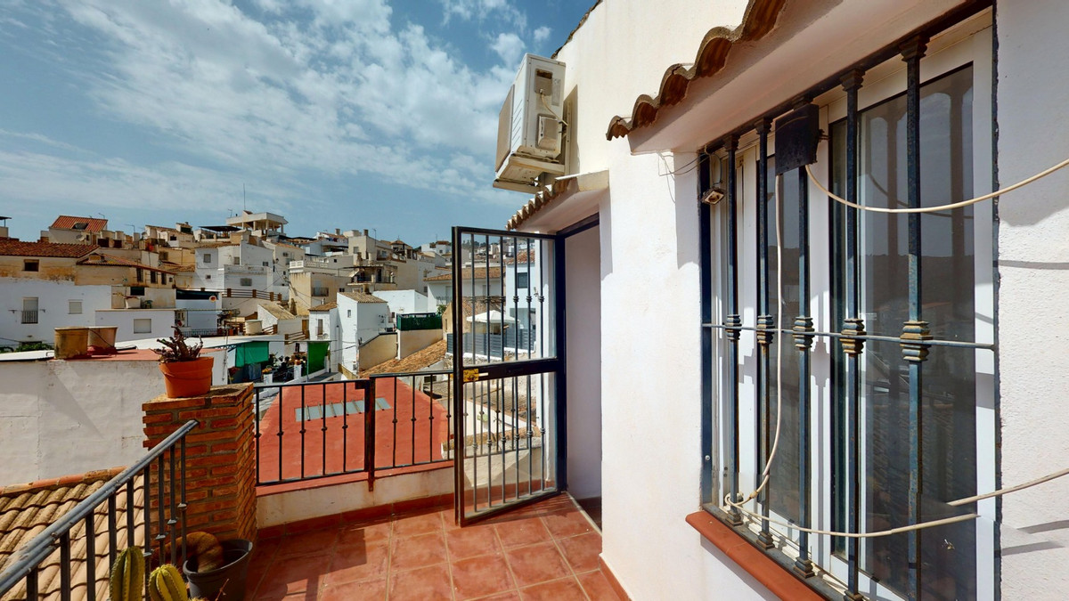 Huis te koop in Arenas | 3 slaapkamers H5131066