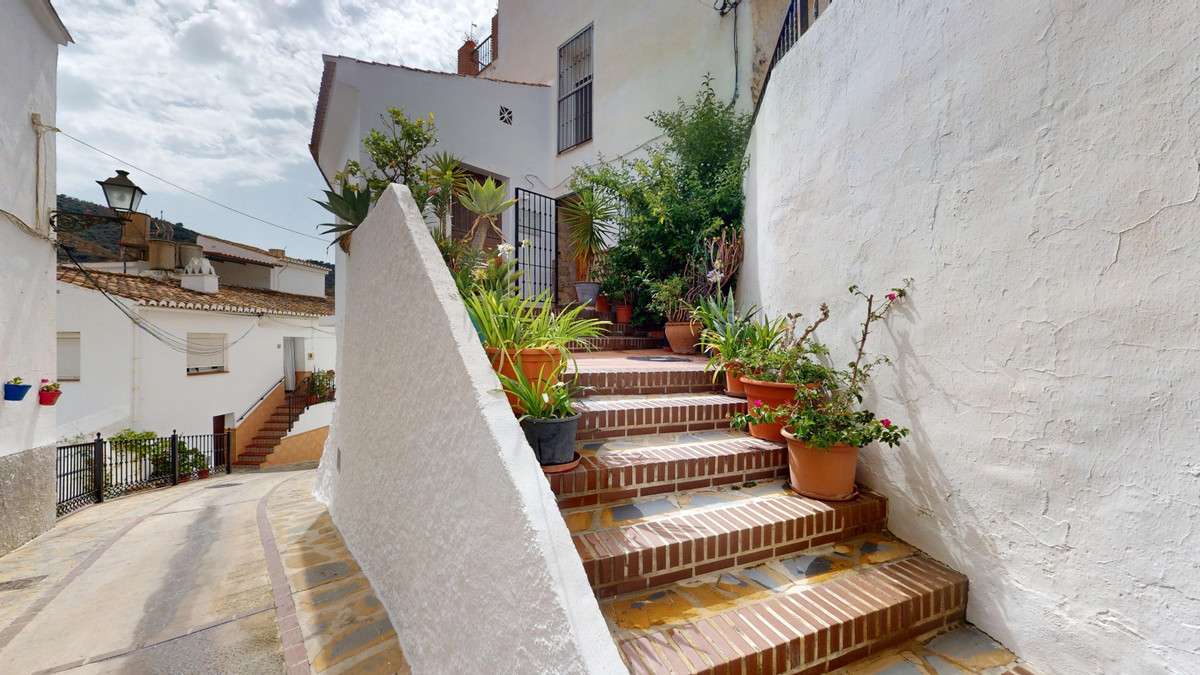 Huis te koop in Arenas | 3 slaapkamers H5131066