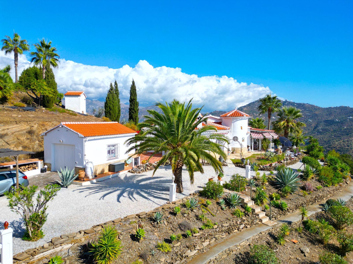 Property main view 63