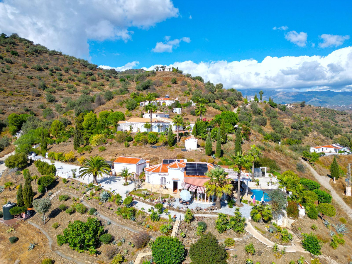 Property main view 64