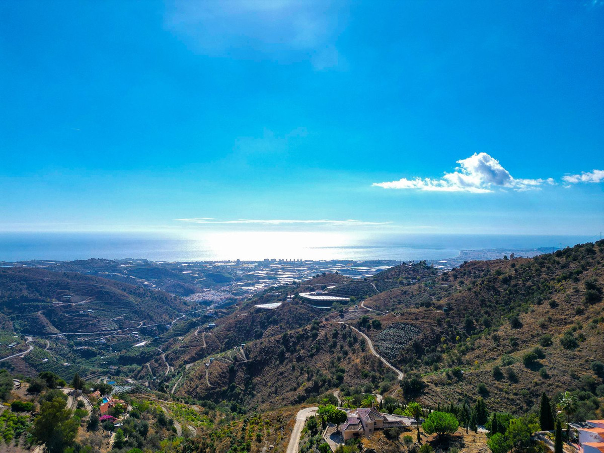 Property main view 64