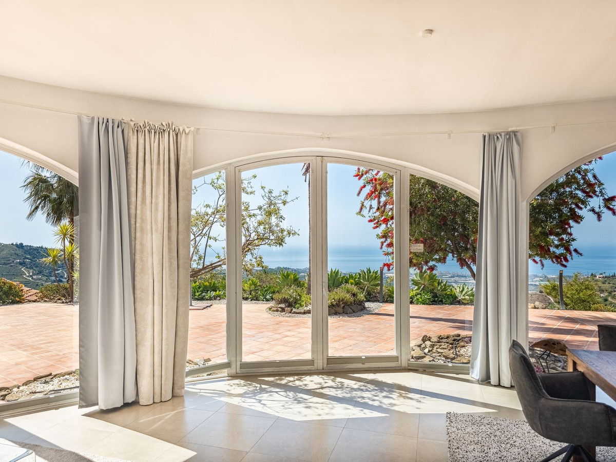 Property main view 33