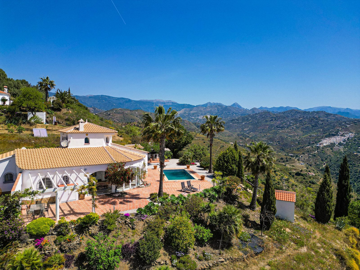 Property main view 74