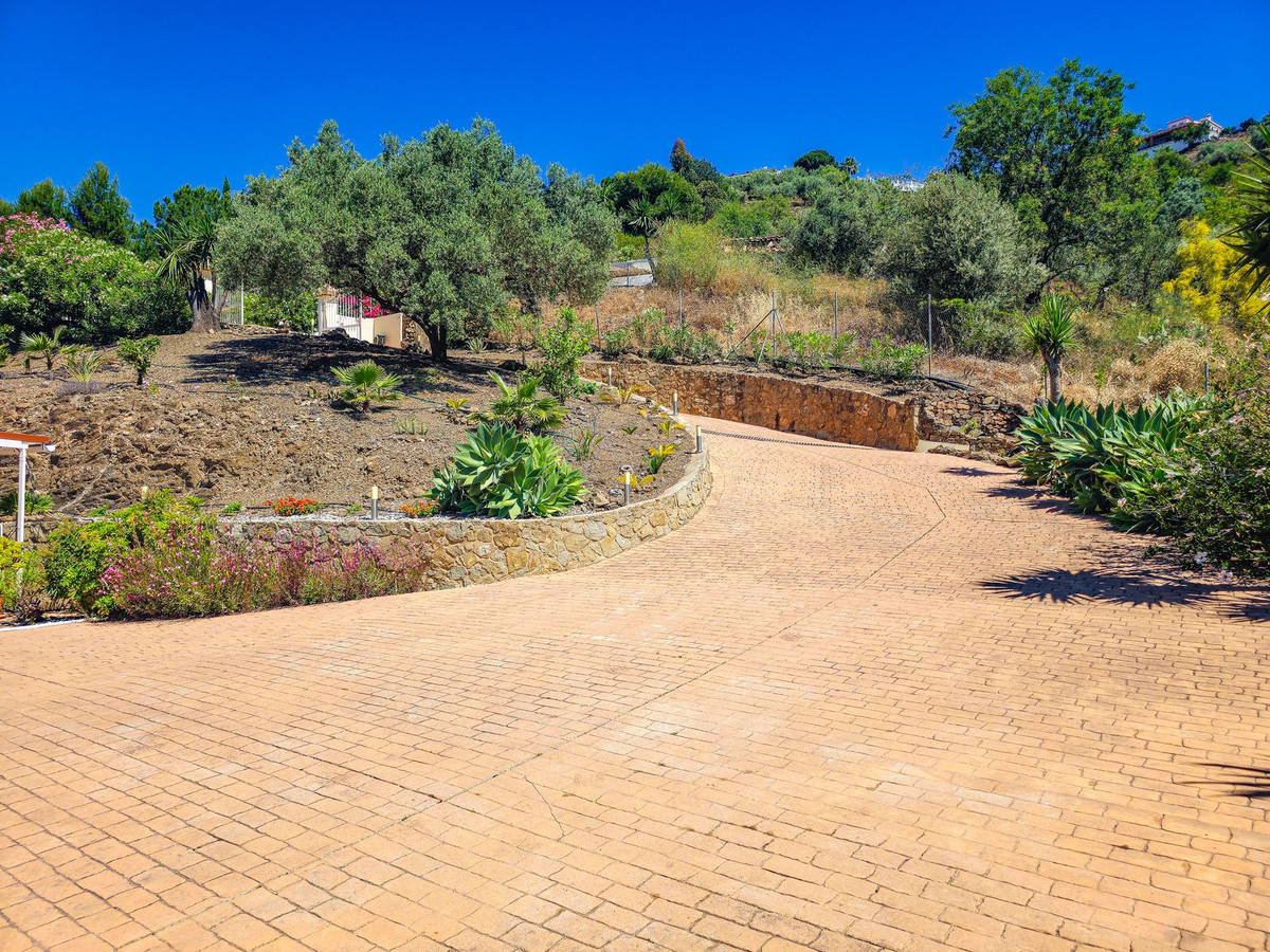 Property main view 82