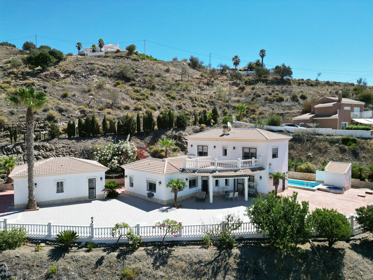 Vrijstaande Villa te koop in Arenas | 4 slaapkamers H5419402