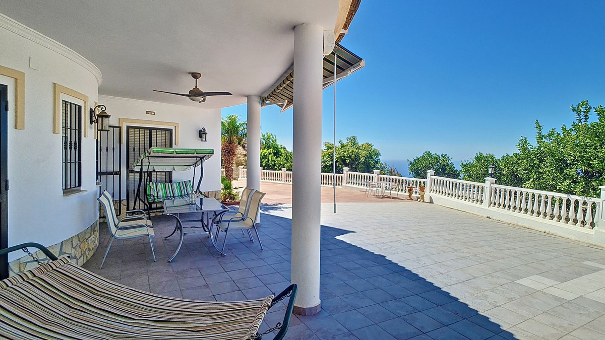 Vrijstaande Villa te koop in Arenas | 4 slaapkamers H5419402