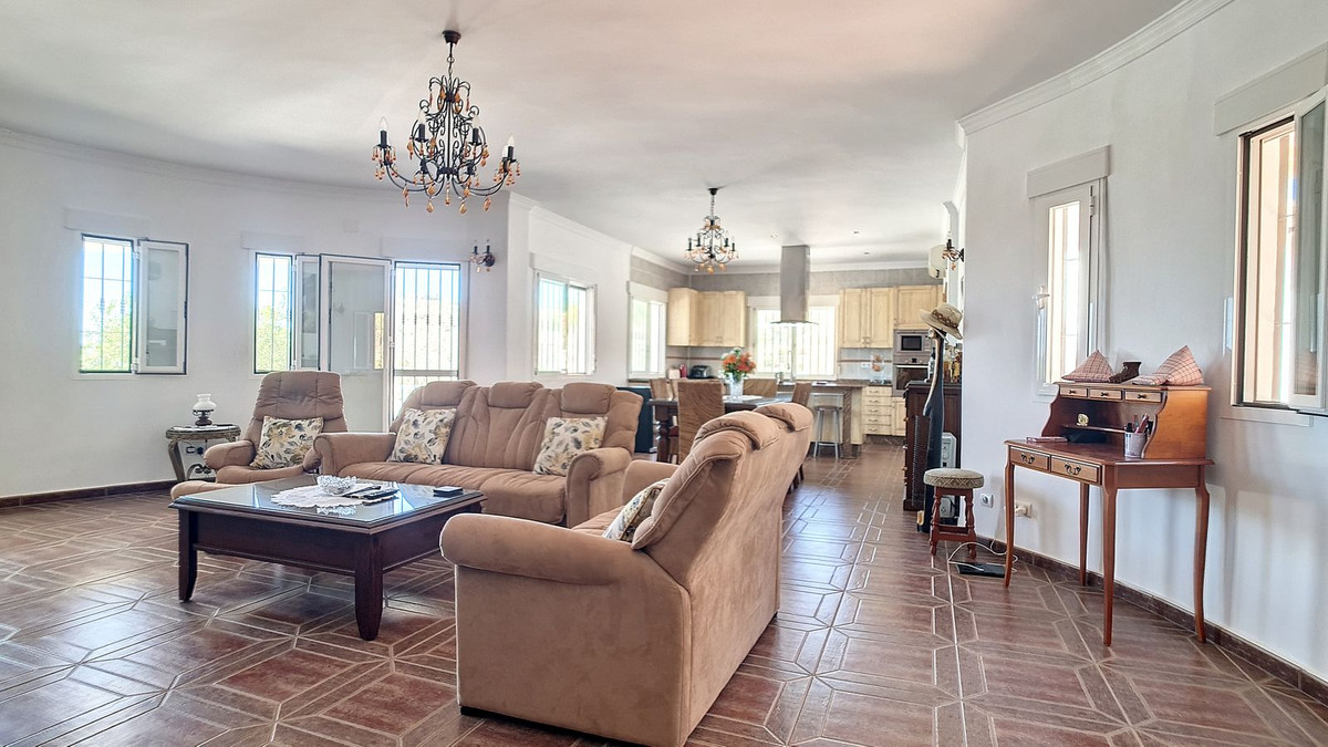 Vrijstaande Villa te koop in Arenas | 4 slaapkamers H5419402