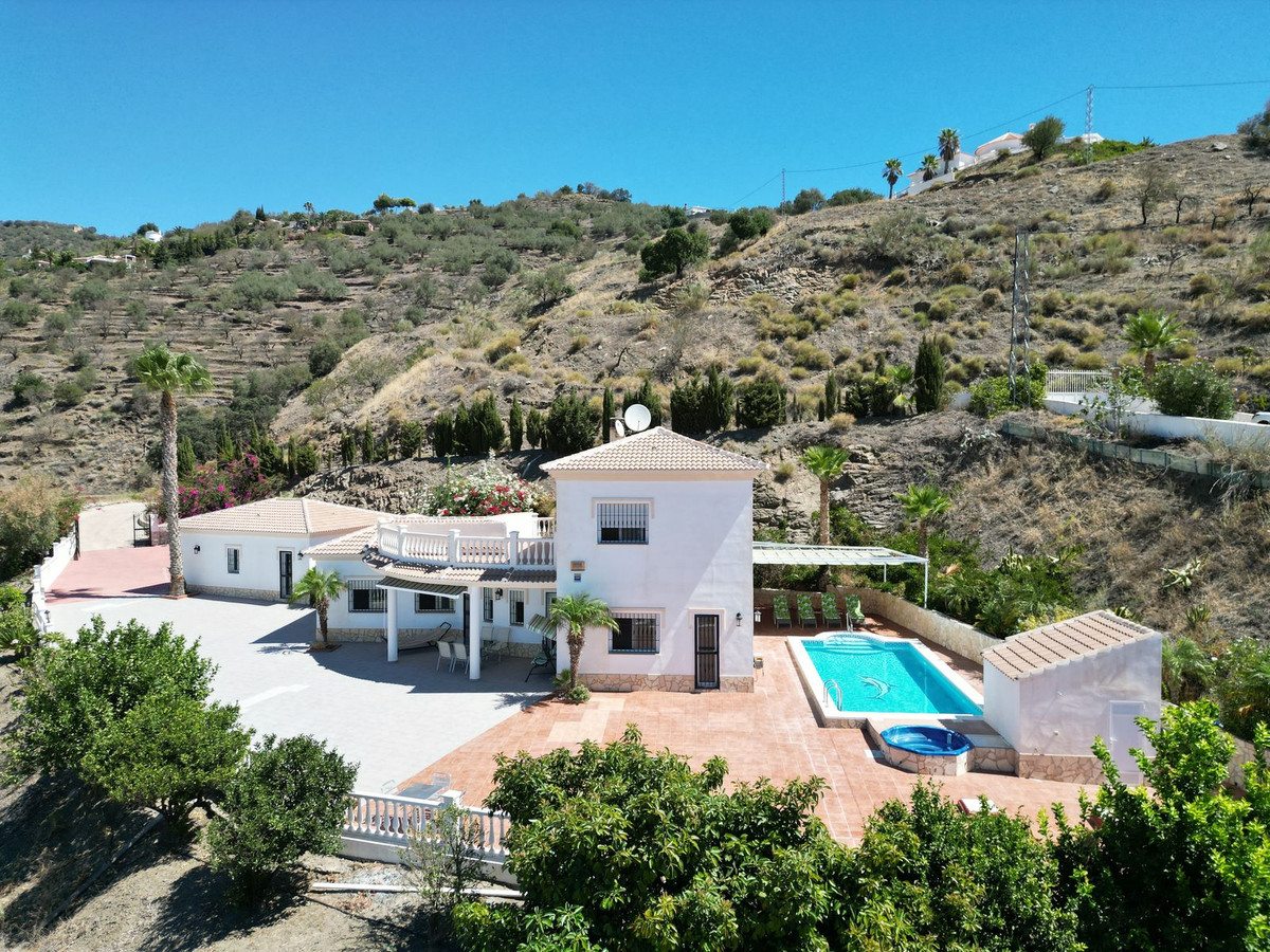 Vrijstaande Villa te koop in Arenas | 4 slaapkamers H5419402