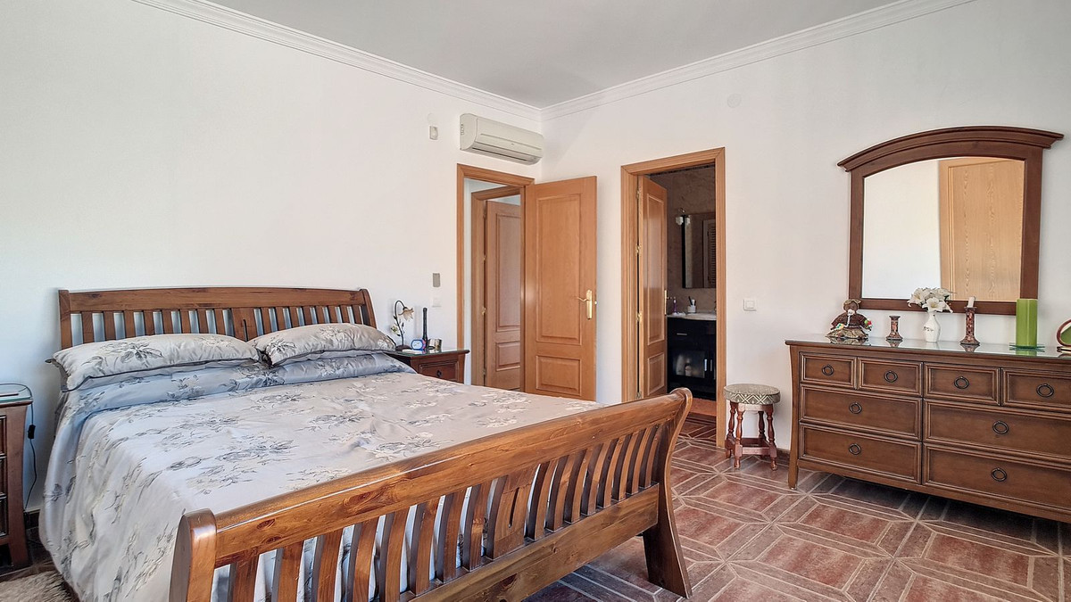 Vrijstaande Villa te koop in Arenas | 4 slaapkamers H5419402