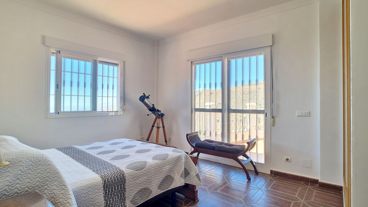 Vrijstaande Villa te koop in Arenas | 4 slaapkamers H5419402