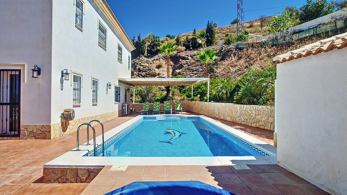 Vrijstaande Villa te koop in Arenas | 4 slaapkamers H5419402