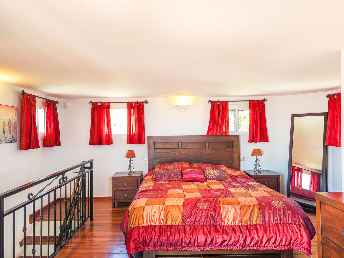 Vrijstaande Villa te koop in Arenas | 4 slaapkamers H5443576