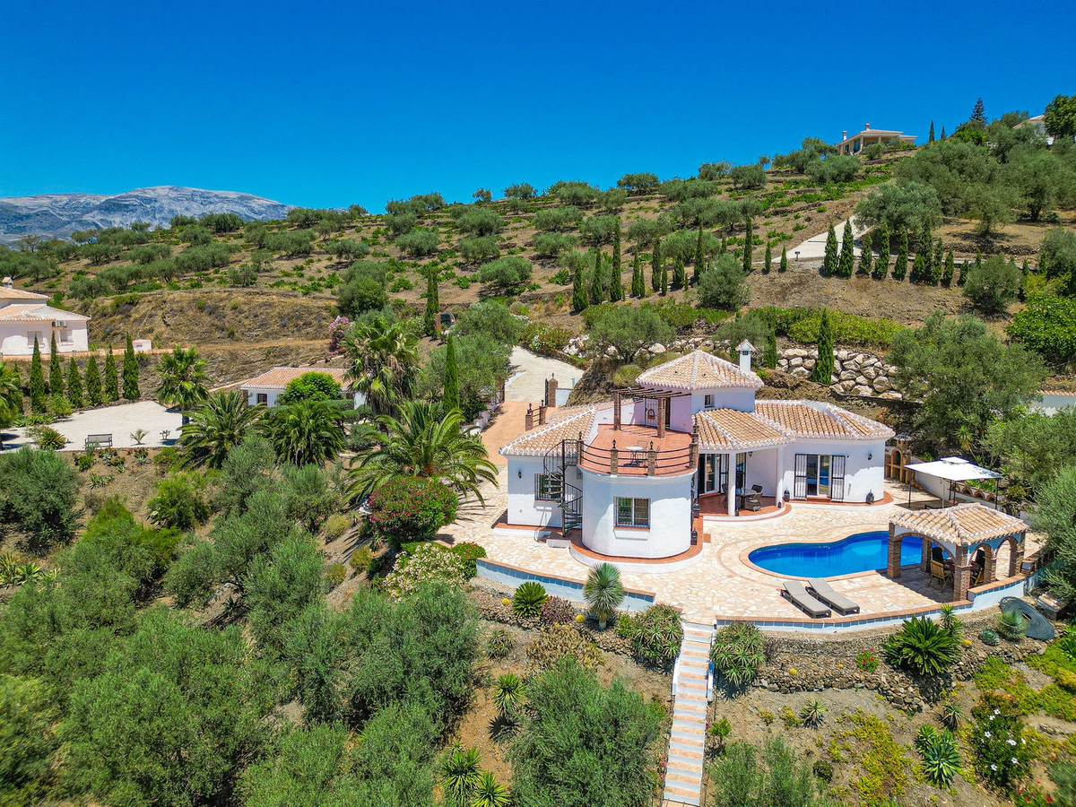 Vrijstaande Villa te koop in Arenas | 4 slaapkamers H5443576