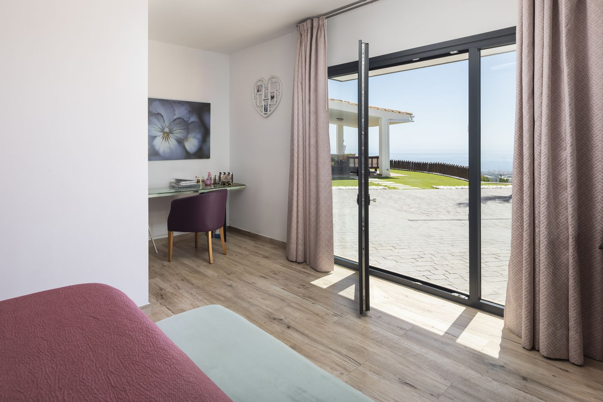 Property main view 46